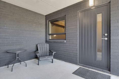 Photo of property in 9 Golf Vue Place, Castlecliff, Whanganui, 4501