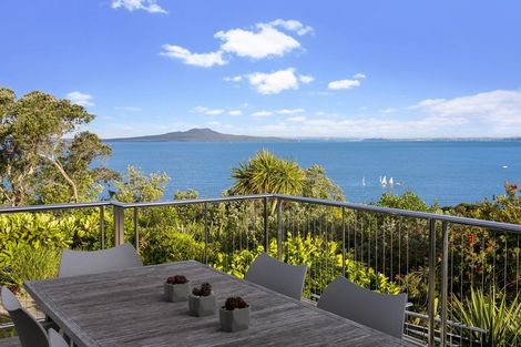 Photo of property in 6 Portal Place, Murrays Bay, Auckland, 0630