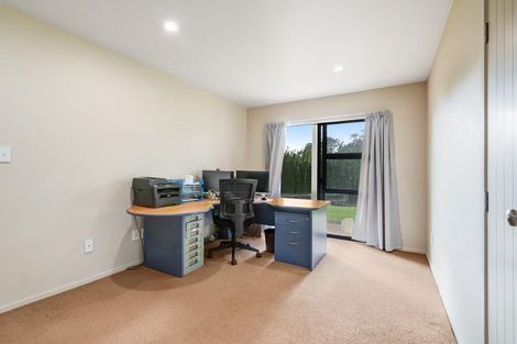 Photo of property in 11 Pineview Lane, Helensville, 0875