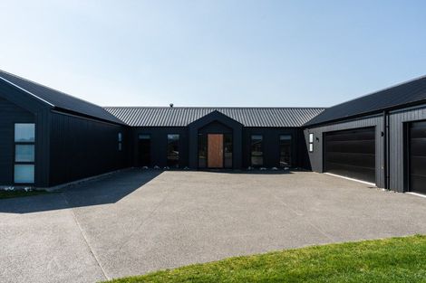 Photo of property in 12 Kahikatea Drive, Kinloch, Taupo, 3377