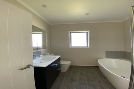 Photo of property in 19 Rue D' Amarres, Gulf Harbour, Whangaparaoa, 0930