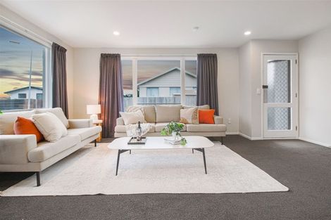 Photo of property in 1/7 Farnborough Street, Aranui, Christchurch, 8061