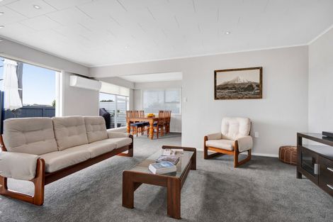 Photo of property in 34 Murray Street, Bell Block, New Plymouth, 4312