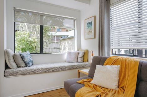 Photo of property in 15 Tutchen Avenue, Raglan, 3225