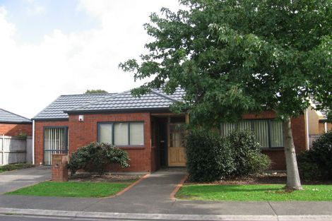 Photo of property in 8 Westvale Avenue, Ranui, Auckland, 0612