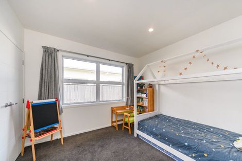 Photo of property in 175 Pacific Drive, Fitzherbert, Palmerston North, 4410