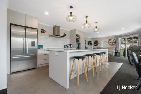 Photo of property in 2 Anatere Rise, Athenree, Katikati, 3177