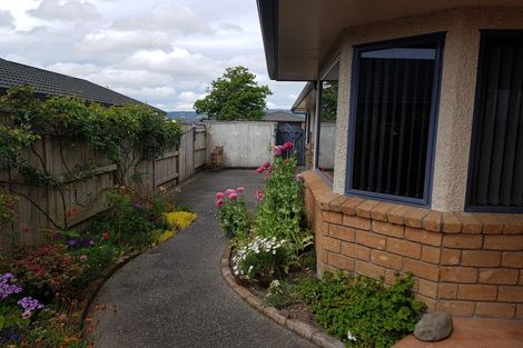 Photo of property in 39 Abby Road, Fitzherbert, Palmerston North, 4410