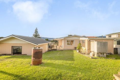 Photo of property in 31 Gawler Street, Te Horo Beach, Otaki, 5581