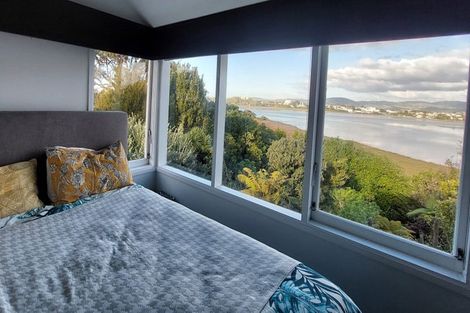 Photo of property in 19 Stratford Place, Otumoetai, Tauranga, 3110