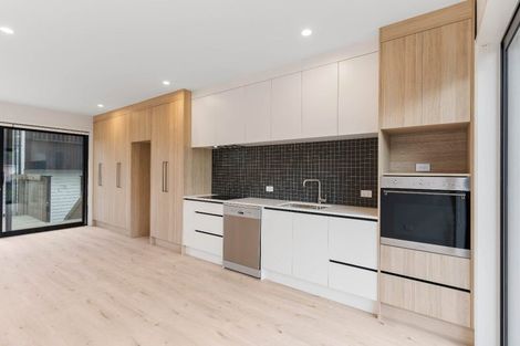 Photo of property in 1/56 Salisbury Road, Birkdale, Auckland, 0626