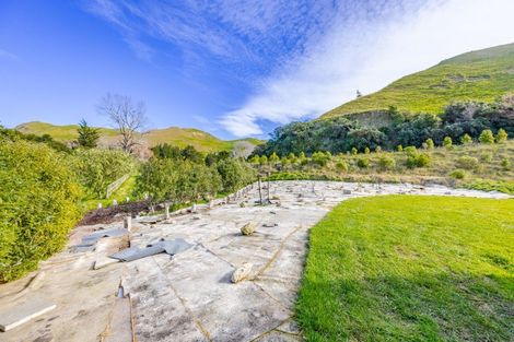 Photo of property in 73 Mangakuri Road, Kairakau, Havelock North, 4295