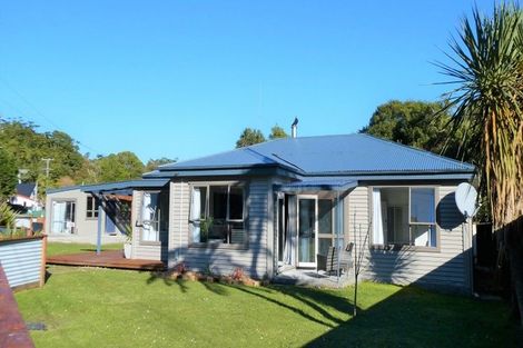 Photo of property in 114 Marsden Road, Greymouth, 7805