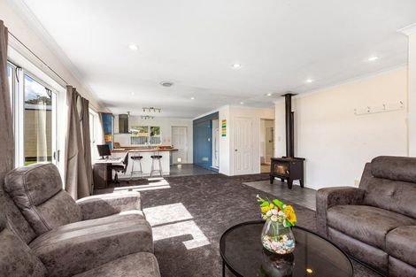 Photo of property in 3 Ipswich Grove, Wainuiomata, Lower Hutt, 5014