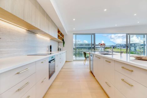 Photo of property in 23 Dorsal Close, Whitianga, 3510