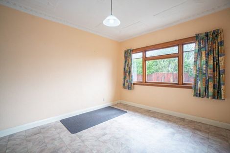 Photo of property in 10 Matamau Street, Palmerston North, 4414