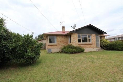 Photo of property in 4 Defoe Avenue, Hillcrest, Hamilton, 3216