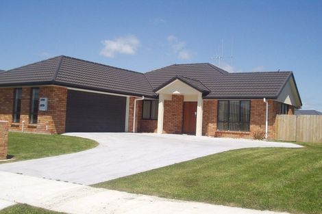 Photo of property in 5 Miers Glade, Rototuna North, Hamilton, 3210