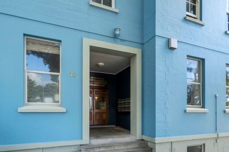 Photo of property in 13/30 Hanson Street, Mount Cook, Wellington, 6021