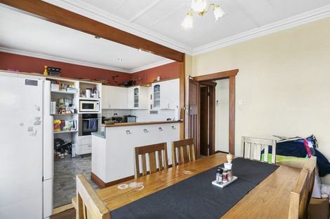 Photo of property in 98 Forbury Road, Saint Clair, Dunedin, 9012