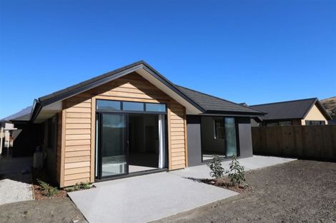 Photo of property in 6 Ward Street, Jacks Point, Queenstown, 9371