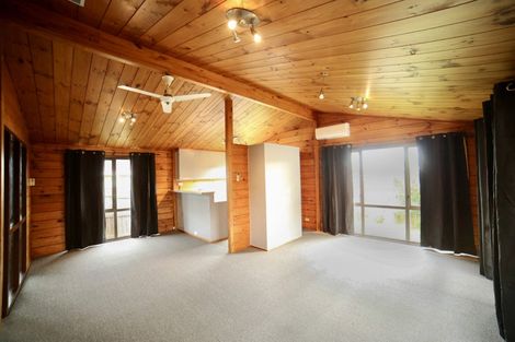 Photo of property in 2/3 Rogers Road, Manurewa, Auckland, 2102