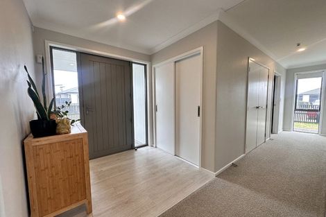 Photo of property in 10 Greenwich Street, Papamoa, 3118