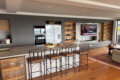 Photo of property in 15a The Strand, Takapuna, Auckland, 0622
