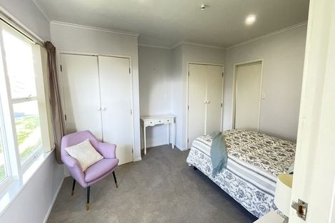 Photo of property in 22 Danbury Drive, Torbay, Auckland, 0630