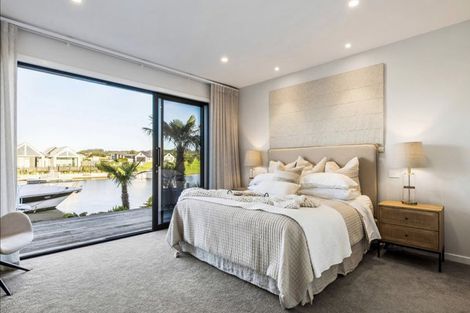 Photo of property in 13 Awatea Drive, Whitianga, 3510