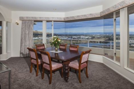 Photo of property in 126 Cannon Hill Crescent, Mount Pleasant, Christchurch, 8081