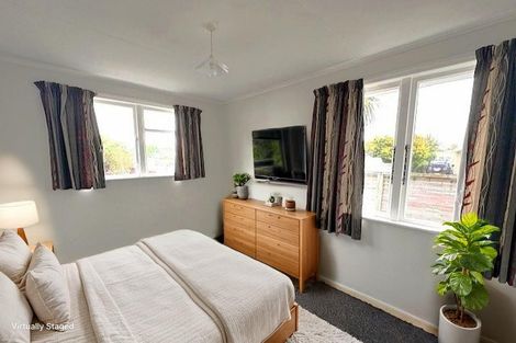 Photo of property in 75 Heretaunga Street, Palmerston North, 4414