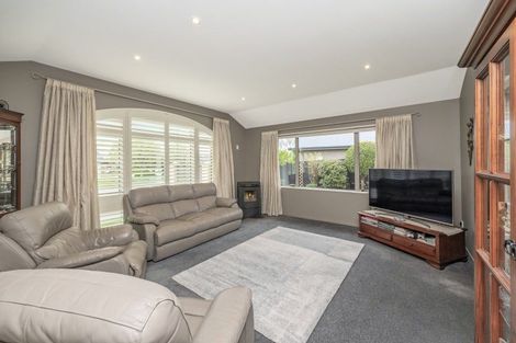 Photo of property in 18 Globe Bay Drive, Templeton, Christchurch, 8042