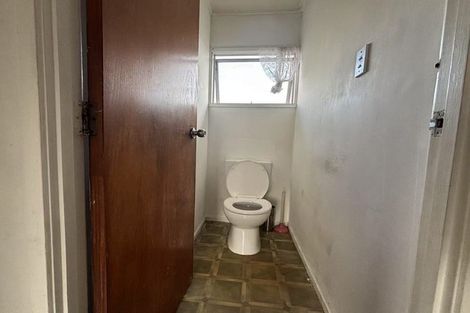 Photo of property in 7 Helleur Road, Massey, Auckland, 0614