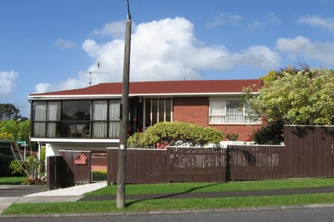 Photo of property in 2/2 Luton Avenue, Sunnyhills, Auckland, 2010