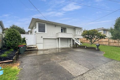Photo of property in 1/44 Old Lake Road, Narrow Neck, Auckland, 0624