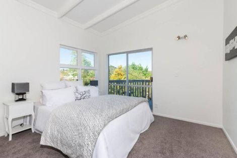 Photo of property in 1 Kamara Road, Glen Eden, Auckland, 0602