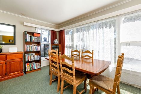 Photo of property in 220 Powderham Street, New Plymouth, 4310