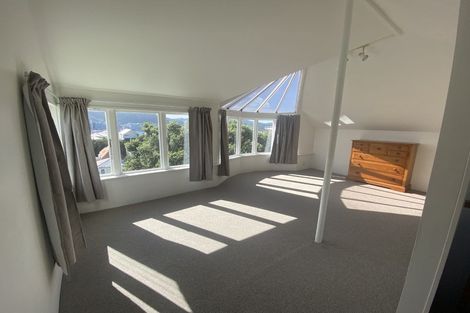 Photo of property in 6 Doctors Common, Mount Victoria, Wellington, 6011