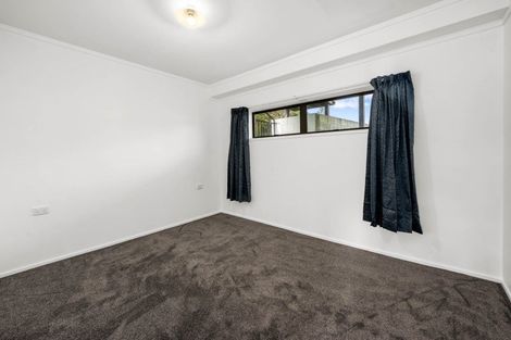 Photo of property in 2 Thackeray Place, Owhata, Rotorua, 3010