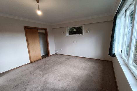 Photo of property in 136 Wyndham Road, Pinehaven, Upper Hutt, 5019