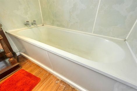 Photo of property in 42 Koe Street, Moana, 7872