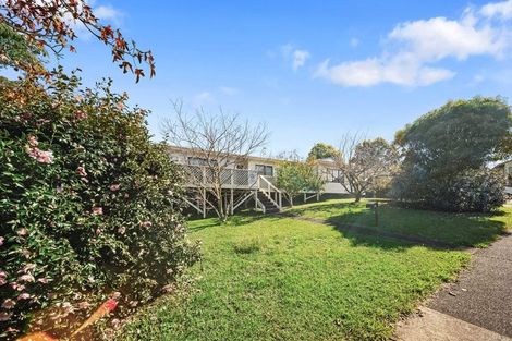 Photo of property in 1 Dalmahoy Place, Wattle Downs, Auckland, 2103