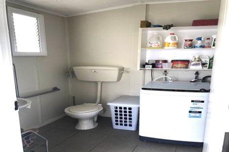 Photo of property in 14 Moore Avenue, Tawhero, Whanganui, 4501