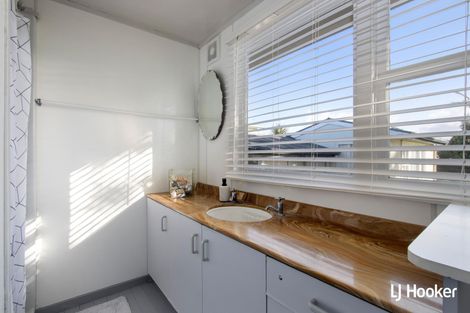 Photo of property in 84 Seaforth Road, Waihi Beach, 3611