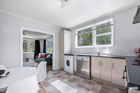 Photo of property in 2/121 Clouston Park Road, Clouston Park, Upper Hutt, 5018