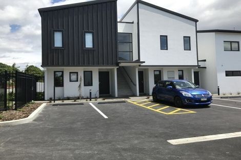 Photo of property in 4/69 Suva Street, Upper Riccarton, Christchurch, 8041