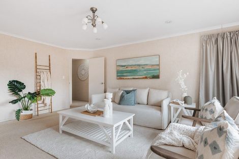 Photo of property in 8 Paua Cove, Papamoa Beach, Papamoa, 3118