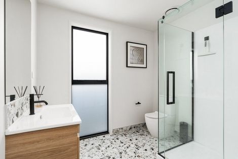 Photo of property in 31 Hinaki Street, Poike, Tauranga, 3112