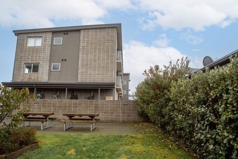 Photo of property in C4/101 Caledonian Road, St Albans, Christchurch, 8014